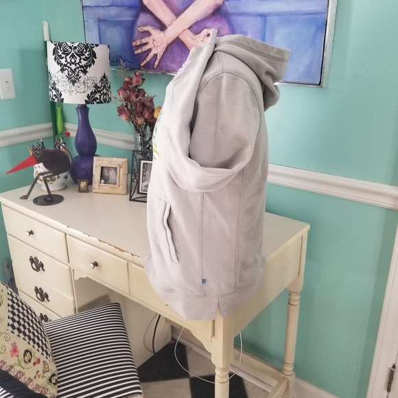 Jason Scott Hoodie - Picture 5 of 10